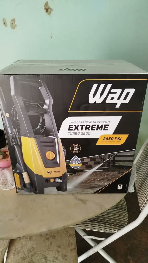 foto de Lavadora de Alta Pressão WAP Extreme Turbo 2800 2450PSI 1900W com Aplicador de Detergente
