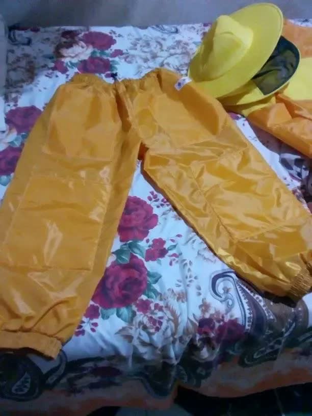 foto de Epi Para Apicultor De Nylon Com Proteção Não Gruda Ferrão