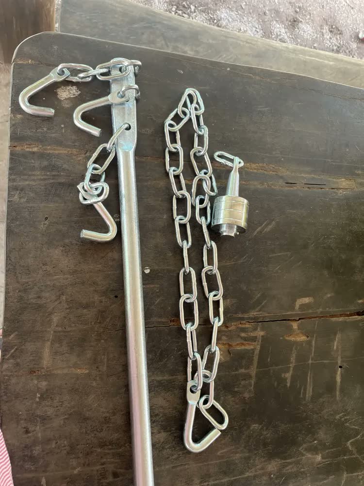 foto de Esticador Arame Liso Farpado Maquina 80cm Maciça Reforçada
