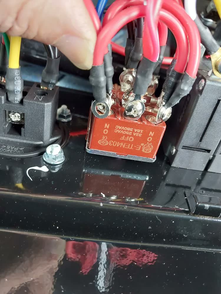 foto de Gerador De Energia 3,75kva 3000w 4 Tempos Partida Eletrica