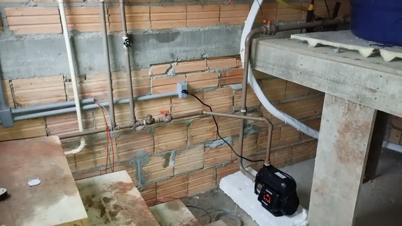 foto de Bomba Inversora De Água Pressurizadora Komeco Smartpress 37