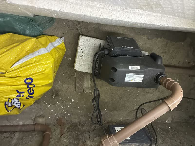 foto de Bomba Inversora De Água Pressurizadora Komeco Smartpress 37