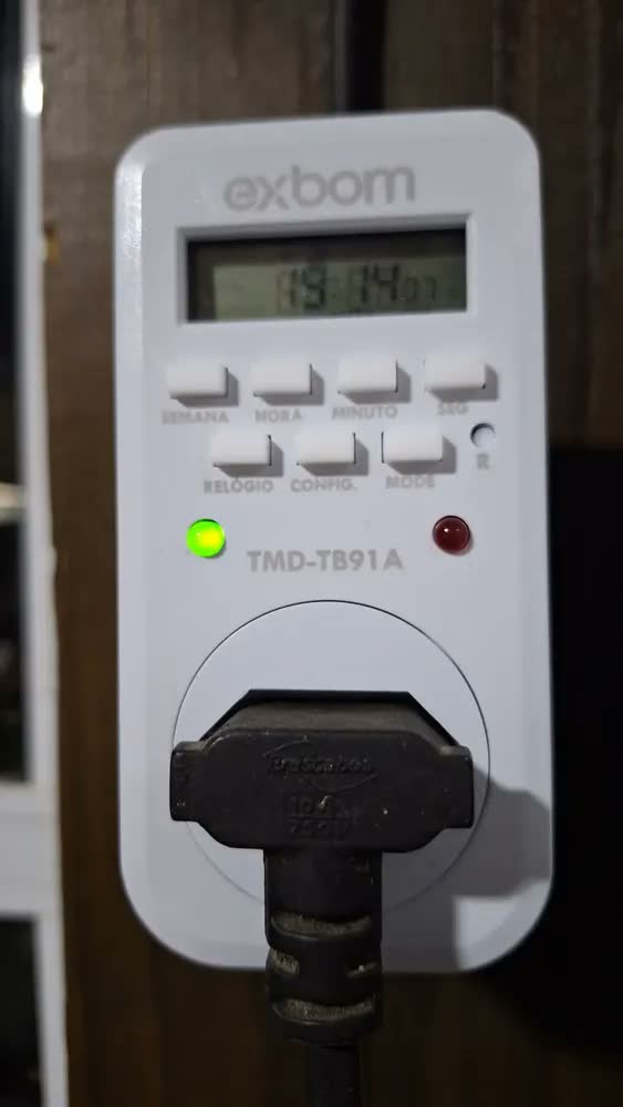 foto de Timer Digital Temporizador Bomba Piscina Geladeira Freezer T