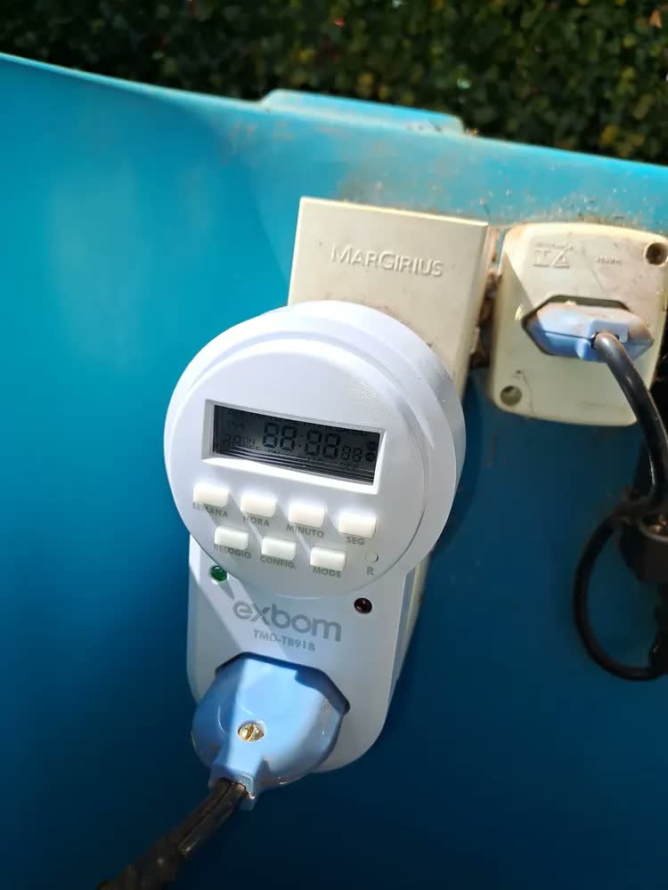 foto de Timer Digital Temporizador Bomba Piscina Geladeira Freezer T