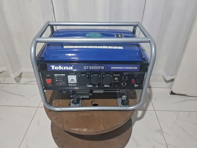 foto de Gerador Energia Gasolina 6,5hp 3,1kva Bivolt Gt3500fb Tekna