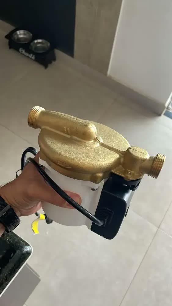 foto de Pressurizador De Água Komeco Tp 80 G4 60hz Automático Bronze TP80 BRONZE