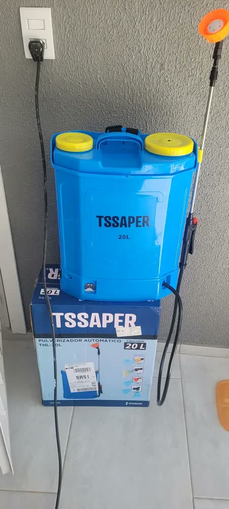 foto de Pulverizador Costal a Bateria Elétrico Automatico 20 litros para Veneno marca Tssaper THY-20l color azul