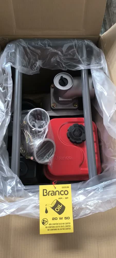 foto de Motobomba Gasolina Branco 6,5CV 3 Pol Manual B4T-706 Água Limpa