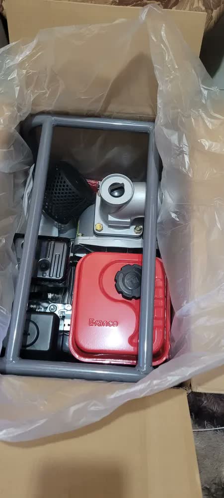 foto de Motobomba Gasolina Branco 6,5CV 3 Pol Manual B4T-706 Água Limpa