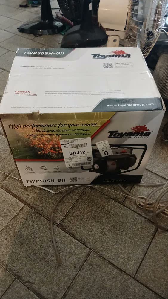foto de Motobomba Autoescorvante Gasolina Toyama 5.5HP 2 Polegadas TWP50SH