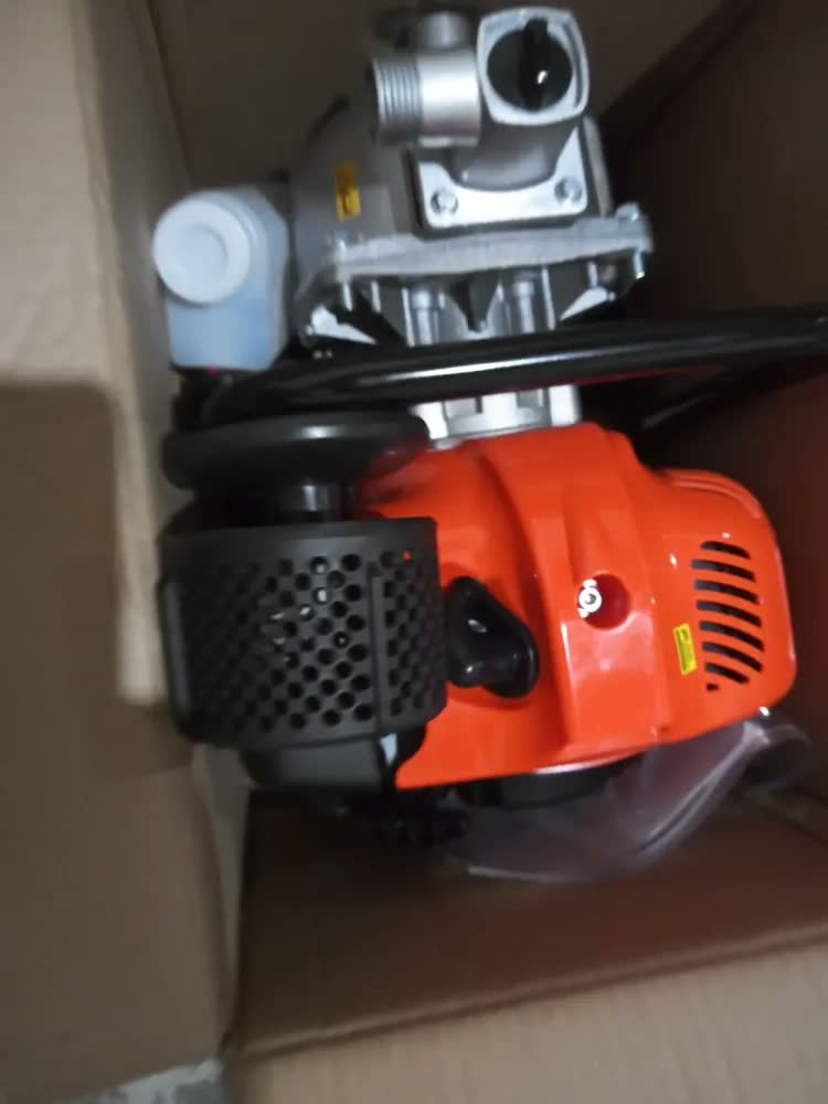 foto de Motobomba Autoescorvante 1 A Gasolina 2t 2,5hp VB10B Vulcan