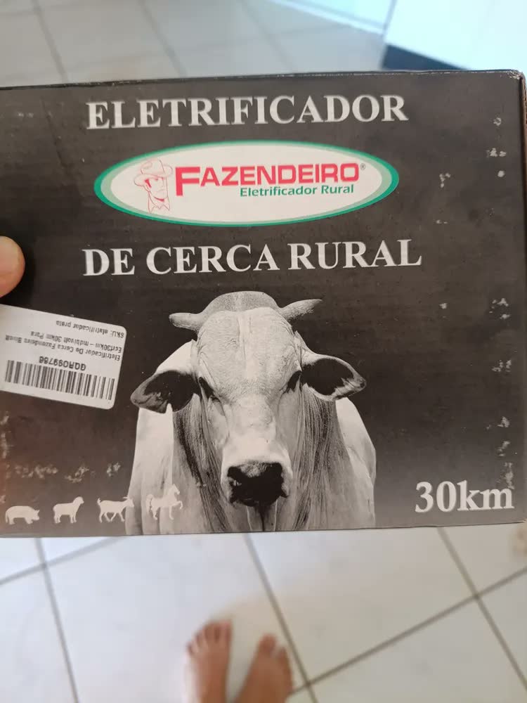foto de Eletrificador de Cerca Fazendeiro Bivolt ECRF30KM-MDBIVOLT 30km para Área Rural