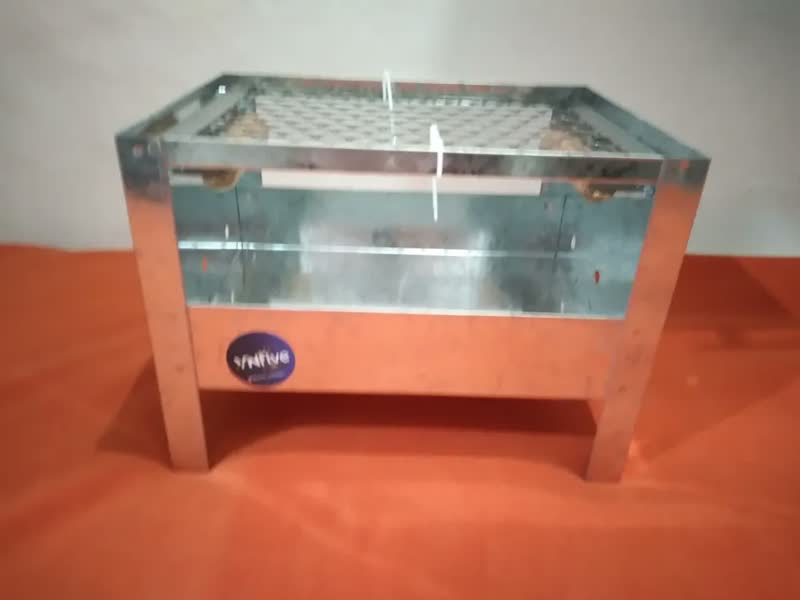 foto de Churrasqueira Móvel Aço Galvanizado Vn Five Utilidades Plus P 33x26 Grelha Aço Galvanizado