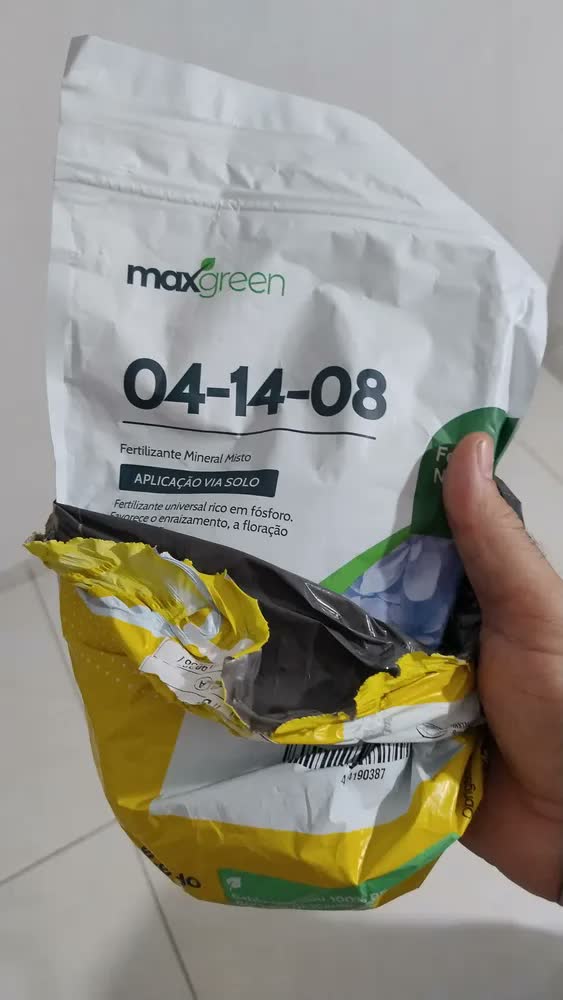 foto de Adubo NPK 04-14-08 Maxgreen 1kg Fertilizante Plantas