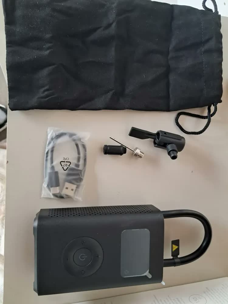 foto de Bomba Ar Portátil Xiaomi Elétrico Mini Compressor Mi Bike Cor Preto Mijia 2 mjcqb06qw