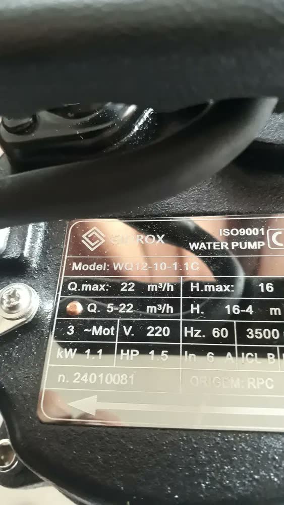 foto de Bomba Submersível Esgoto 1,5HP 1,5CV Lepono WQ12-10-1.1C 220V Triturador 22m³/h 14m Ferro Fundido