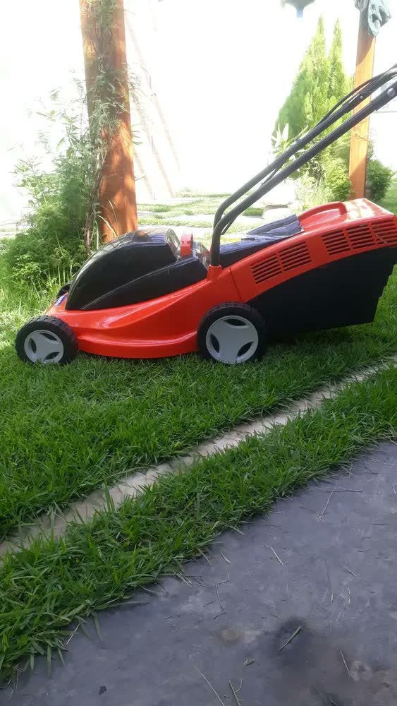 foto de Cortador De Grama Elétrico 1300w Ce35p Tramontina