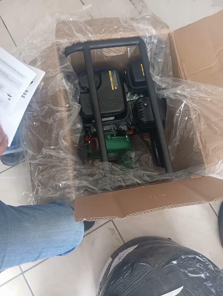 foto de Motobomba Centrífuga Gasolina 7HP 2,5
