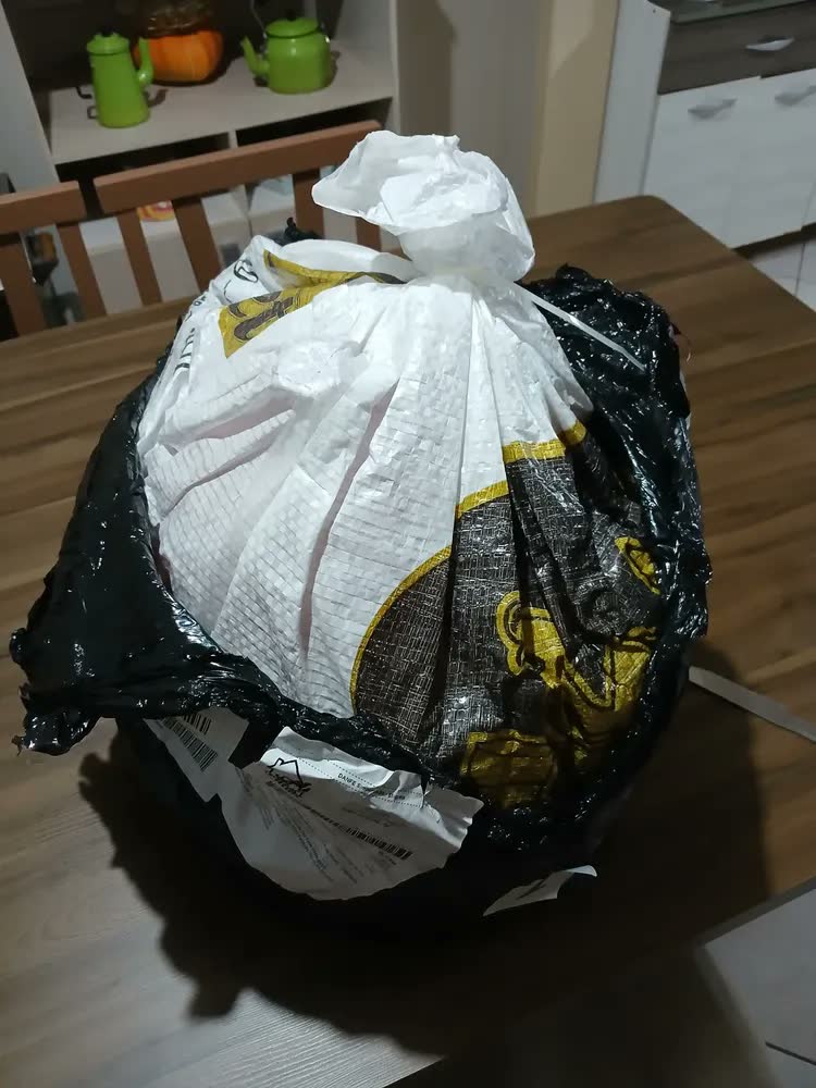 foto de Kit 5 Bebedouro Frango Aves Pendurável Automático Resistente