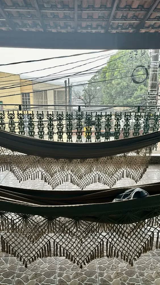 foto de Rede De Dormir Descanso Casal Luxo Bucho De Boi Reforçada Cor Caramelo Liso - Modelo 02
