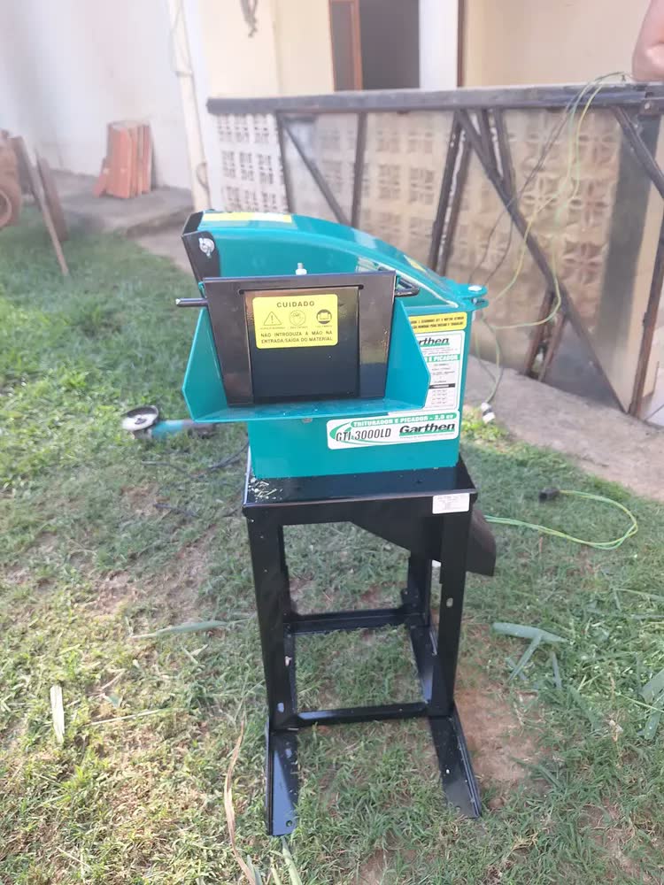 foto de Triturador forrageiro 3hp monofásico GTI3000LD Garthen