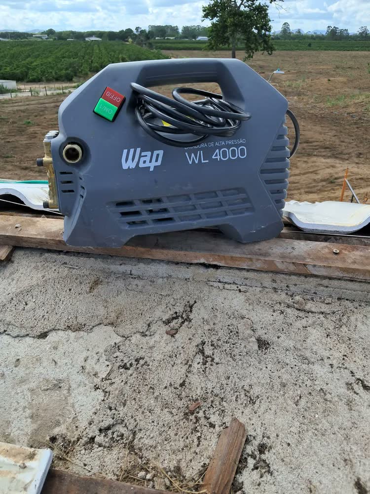 foto de Lavadora de Alta Pressão WAP WL4000 2000W Vazão 420L/h 1950 PSI