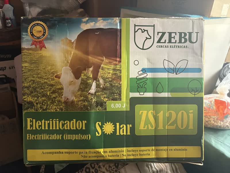 foto de Eletrificador De Cerca Solar Zebu Zs120i 5 Joules 4.5km