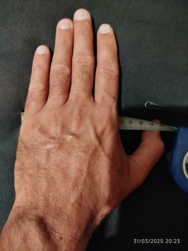 foto de Luva Motoqueiro X11 Dry Tech Cano Longo Preto Touch GG