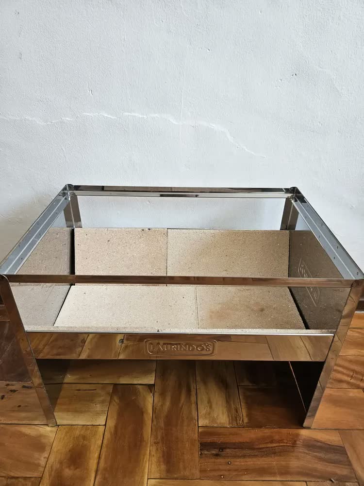 foto de Churrasqueira De Inox Pequena Portatil Tijolo Refratário