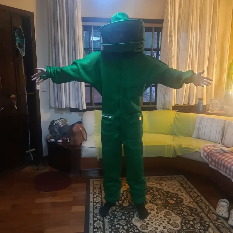 foto de Macacão De Apicultor 100% Antiferroada Ventilado+luva Gratis