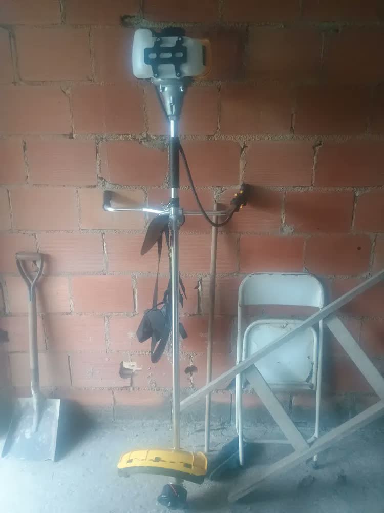 foto de Roçadeira A Gasolina 1,7 Cv 42,7 Cm³ (cc) Rgo 430 Vonder