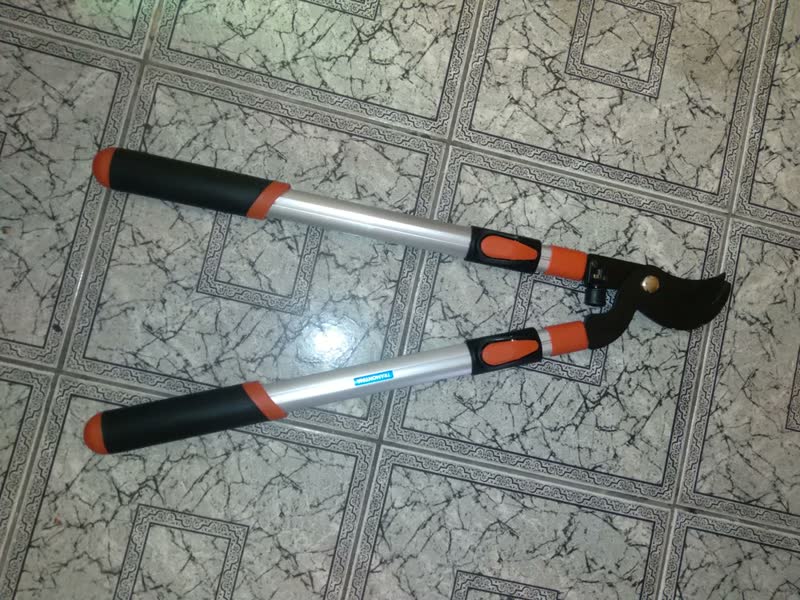 foto de Tesoura De Poda Com Cabo Extensível Bypass Tramontina