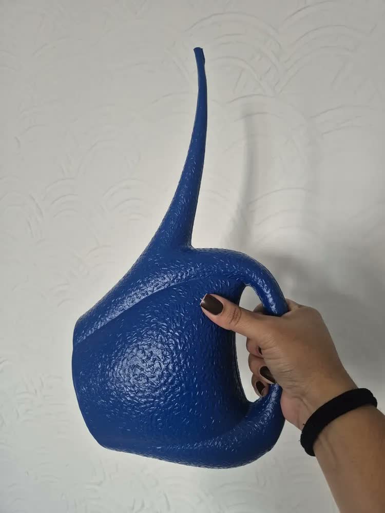 foto de Regador Policamp Bico Longo Alcance 2l Bico Fino