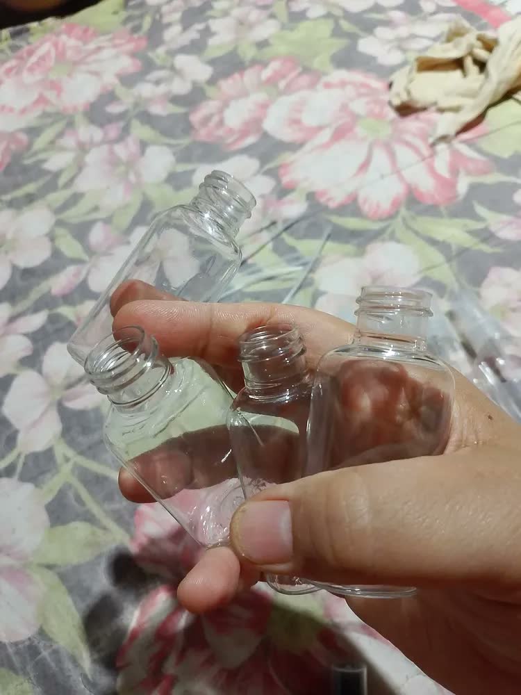 foto de 10 Frascos Plástico Pet Oval 30ml Válvula Spray Para Perfume