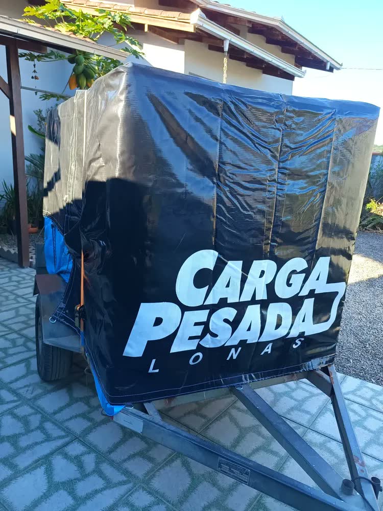 foto de Lona Vinil Carga Pesada 1000 Caminhão 3x4 Preta 4x3