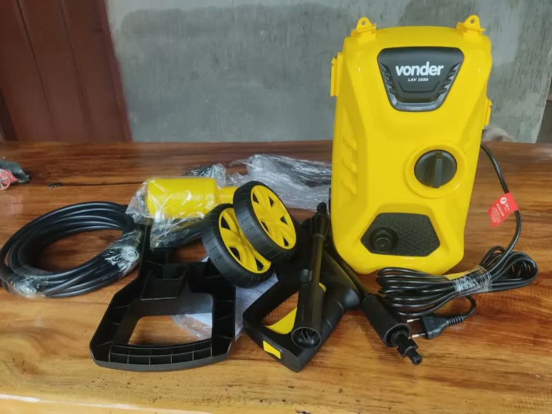 foto de Lavadora De Alta Pressão Lav 1600, 1.600 Lbf/pol² Vonder