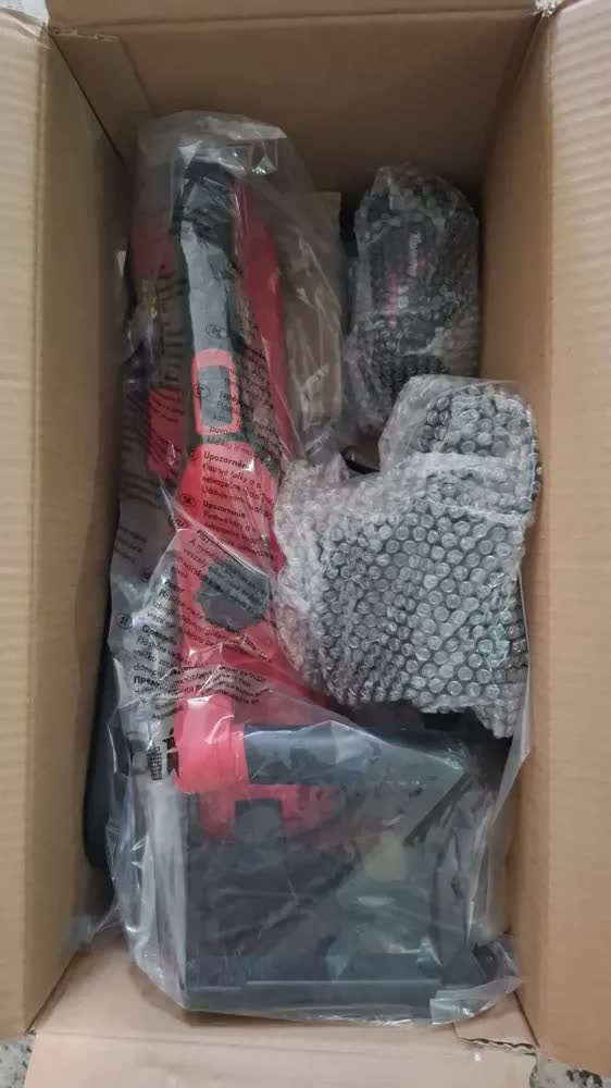 foto de Motosserra a Bateria Toyama 18V TBT18RCS10-K Sabre 10