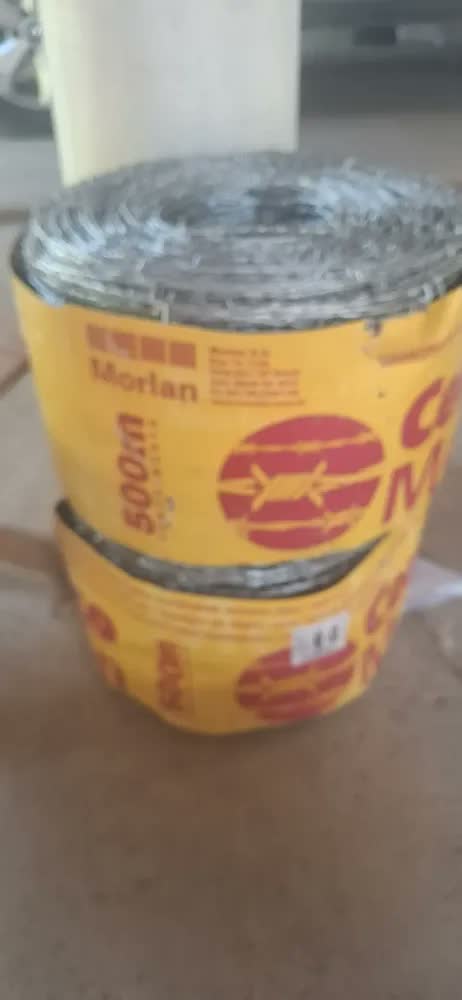 foto de Arame Farpado Cercaço 500m Morlan Torção Alternada Galvanizado