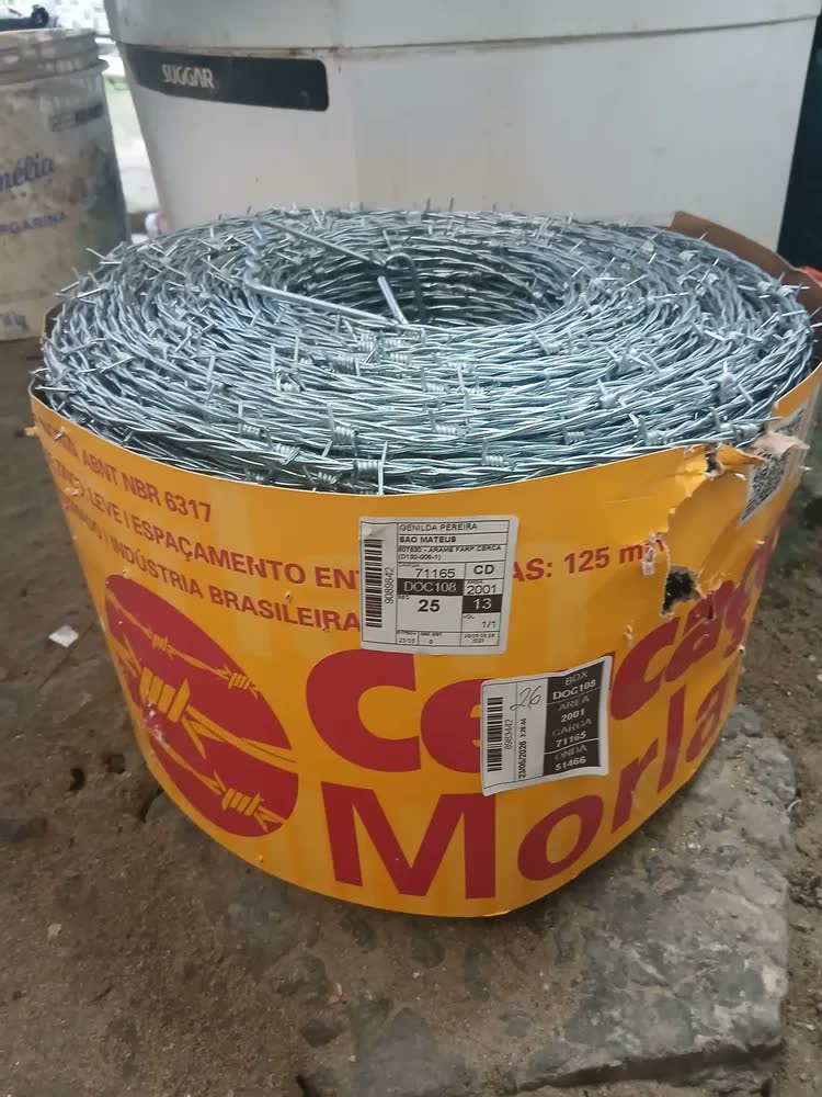 foto de Arame Farpado Cercaço 500m Morlan Torção Alternada Galvanizado