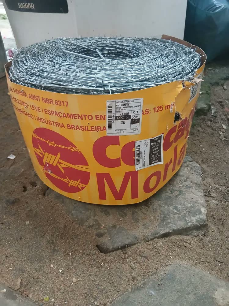 foto de Arame Farpado Cercaço 500m Morlan Torção Alternada Galvanizado