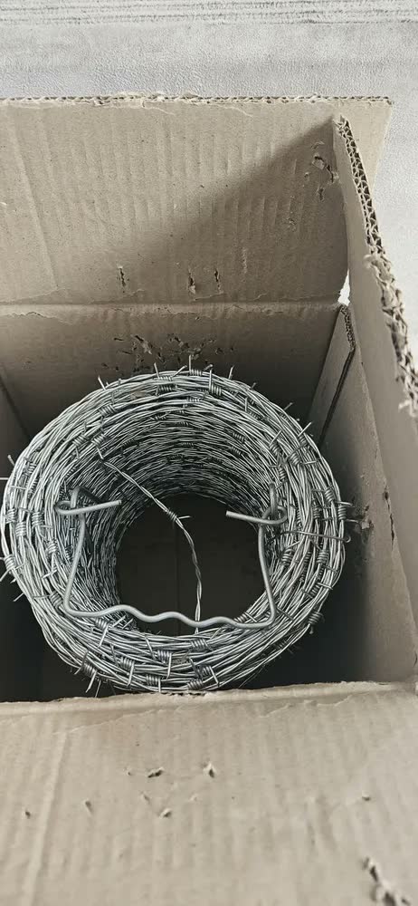foto de Arame Farpado 100% Galvanizado 100m Nelore