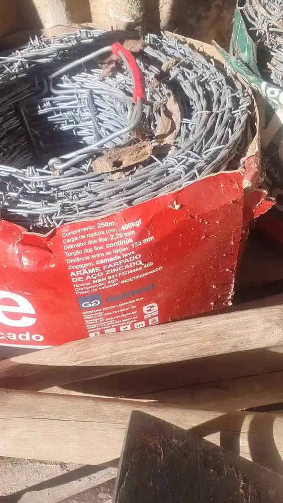 foto de Arame Farpado Elefante 250m - Gerdau