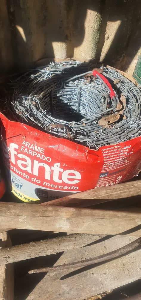 foto de Arame Farpado Elefante 250m - Gerdau