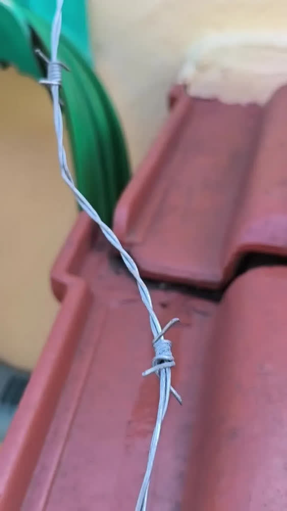 foto de Arame Farpado Gerdau Gir 1,6mm 500 Metros