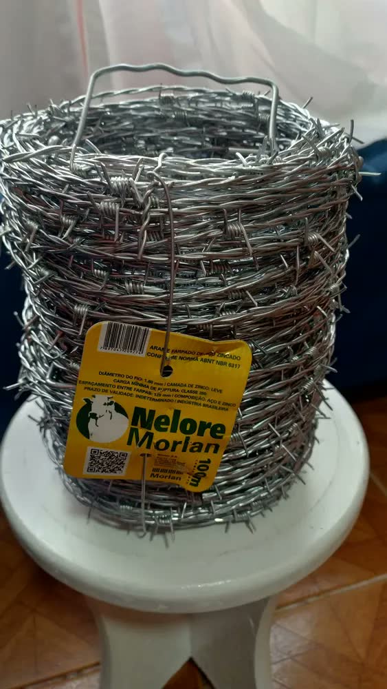foto de Arame Farpado 500m Morlan Nelore Resistência 250kg C/ Zinco 1.6mm