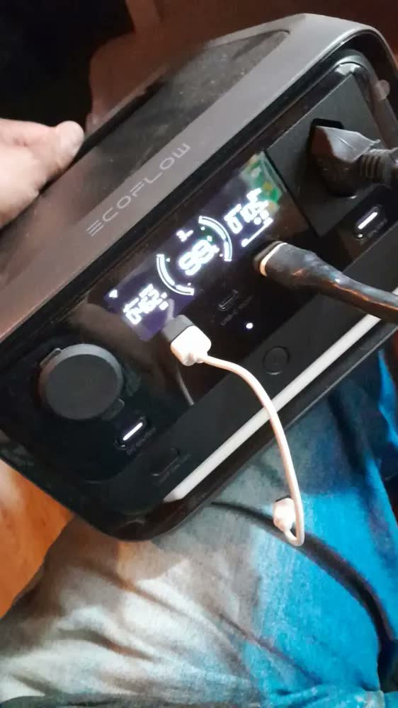 foto de Ecoflow River 3 Plus Estação de Energia Portátil 286Wh 600W - 110V Gerador Portátil