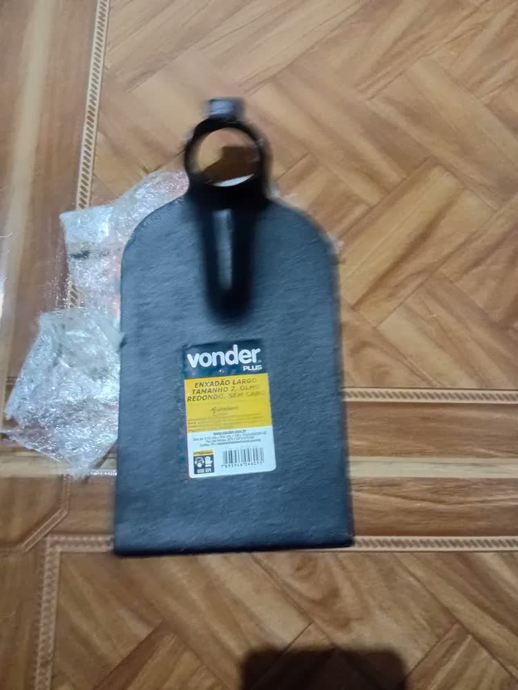 foto de Enxadão Largo Vonder Sem Cabo