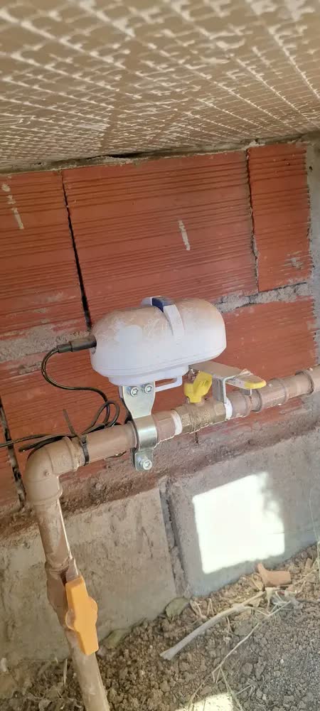 foto de Válvula De Água Inteligente Sem Fio Irrigação Automatizada