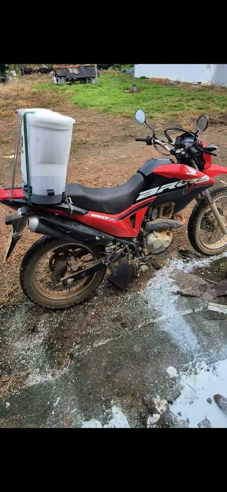foto de Dispersor E Adubadeira Costal À Bateria 25l Agr Tools