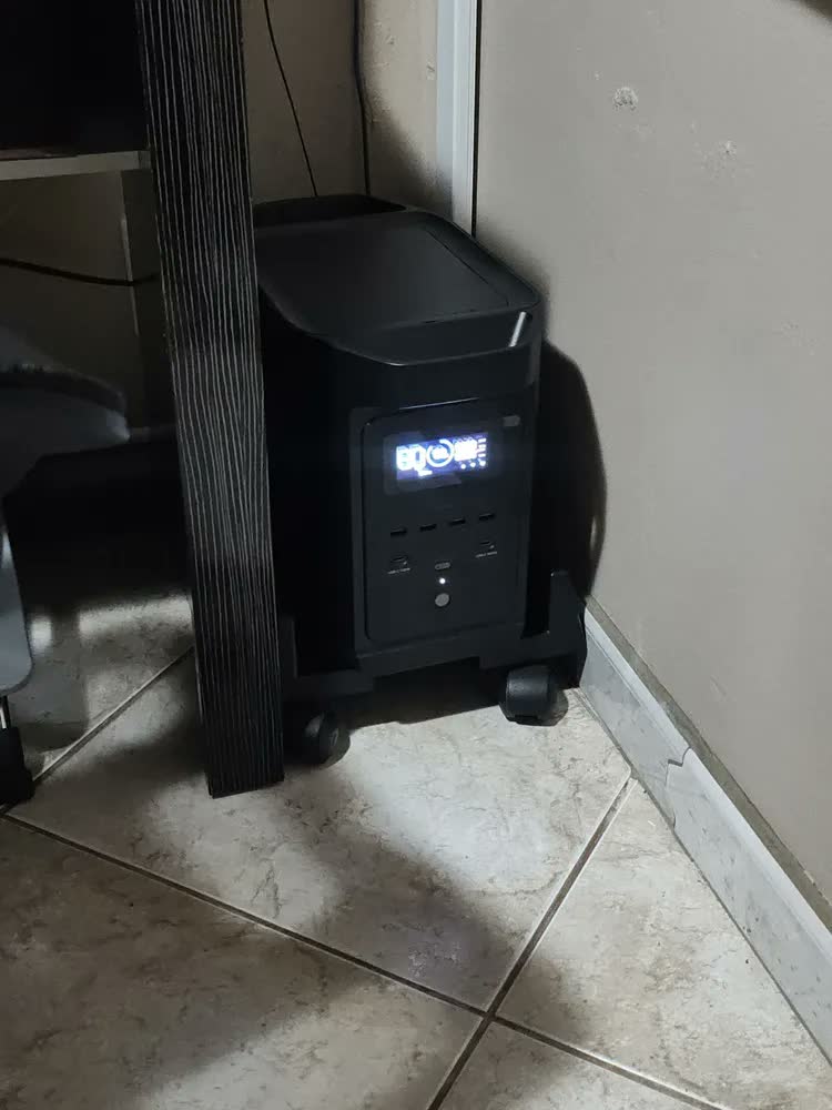 foto de Ecoflow DELTA BLACK E980 127v Estação De Energia Portátil Gerador Solar